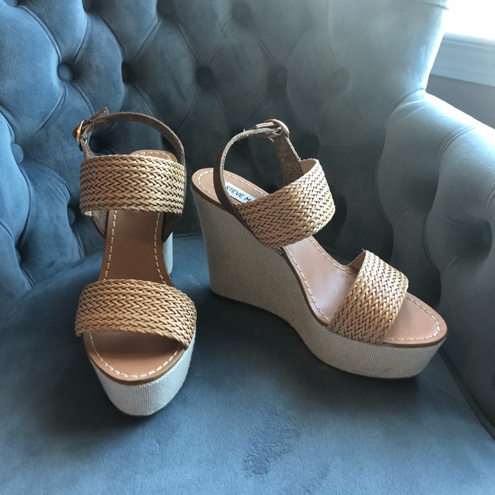 Steve Madden wedges